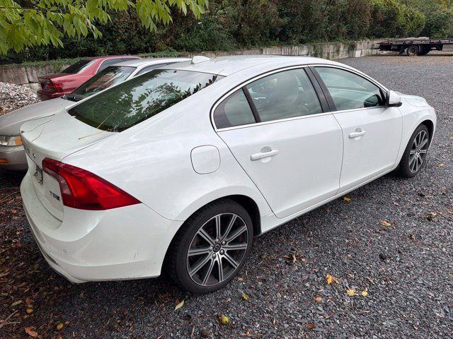 Used 2016 Volvo S60 T5 Premier AWD/4WD image 4