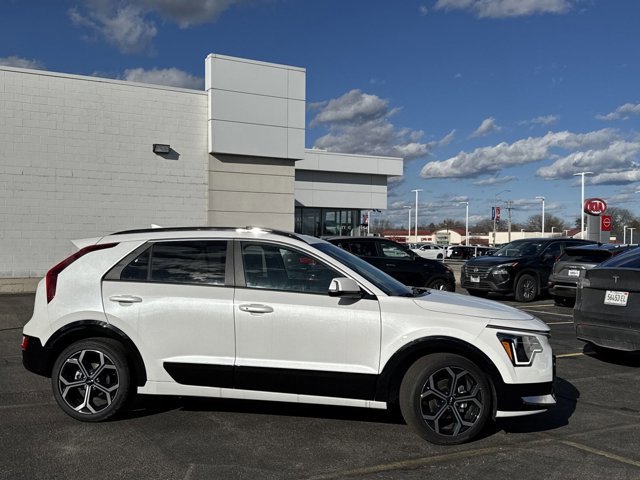 New 2025 Kia Niro EX Touring image 27