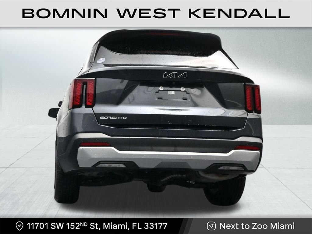 Used 2024 Kia Sorento LX image 23