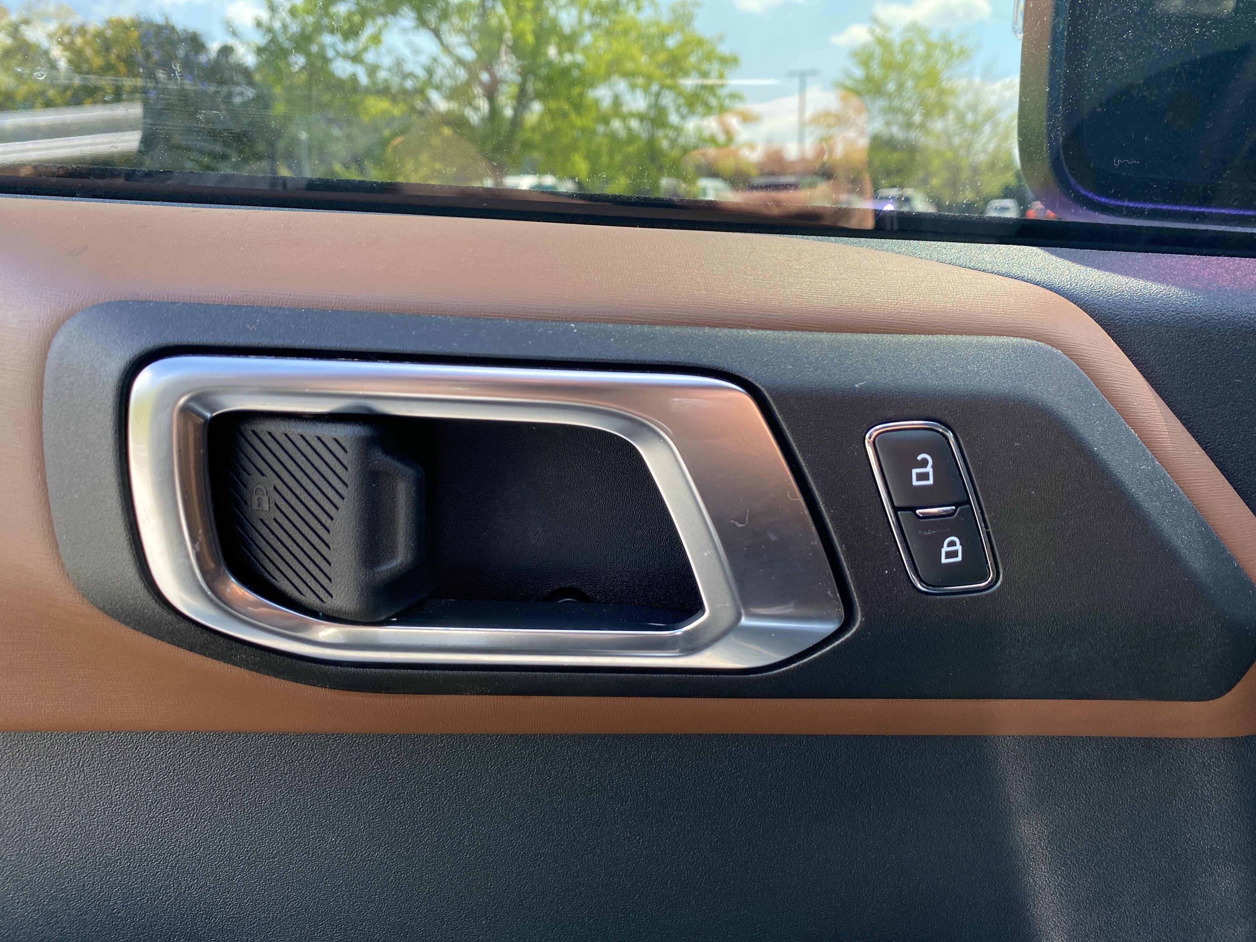 Used 2024 Ford Bronco Outer Banks image 26