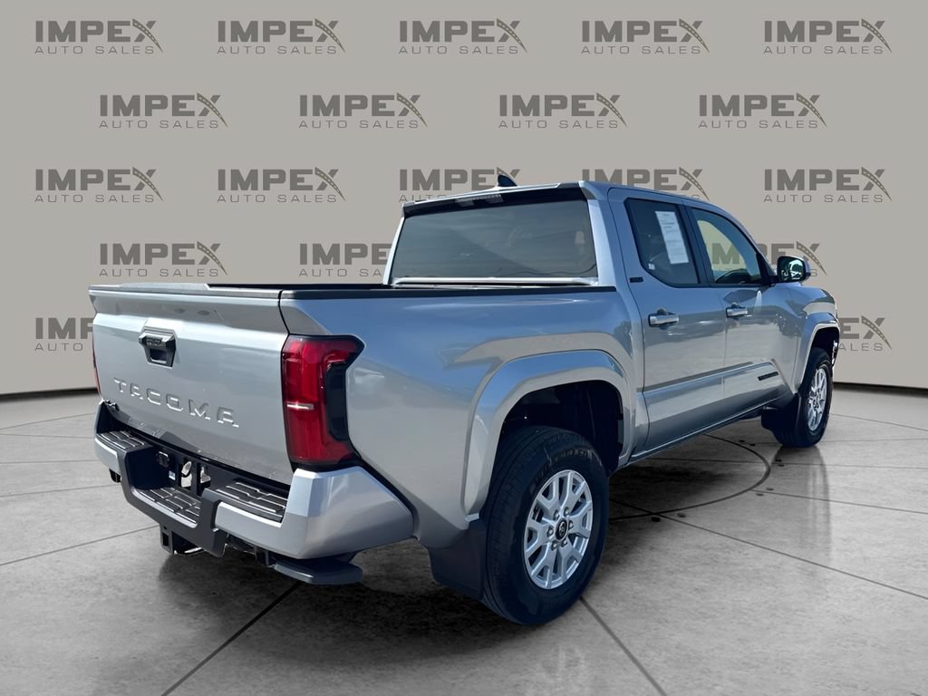 Used 2026 Toyota Tacoma SR5 AWD/4WD image 5