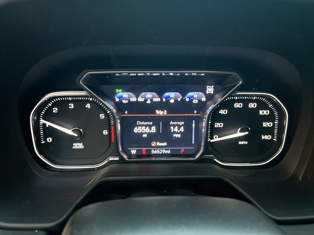 Used 2021 GMC Yukon SLT w/ SLT Premium Package AWD/4WD image 16