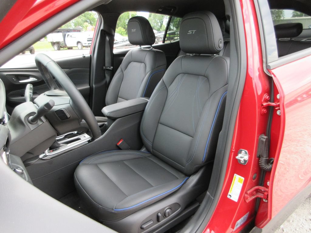 New 2026 Buick Envista Sport Touring w/ Convenience I Package FWD image 13
