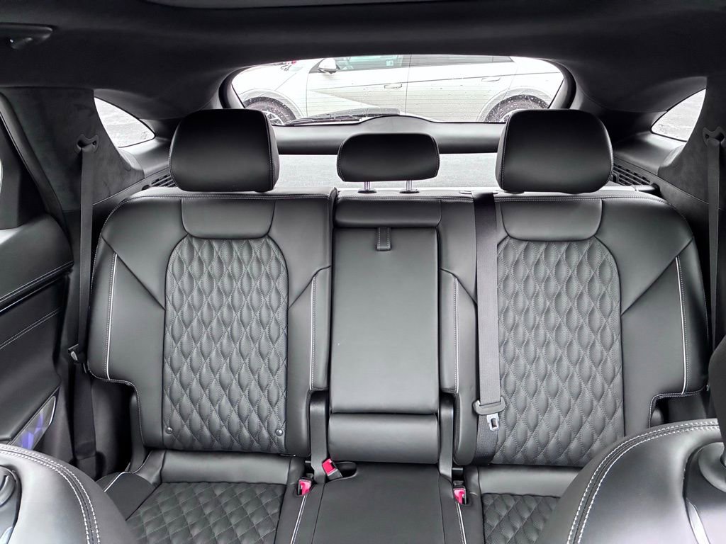 Used 2025 Genesis GV70 3.5T Sport w/ Sport Advanced Package AWD/4WD image 16