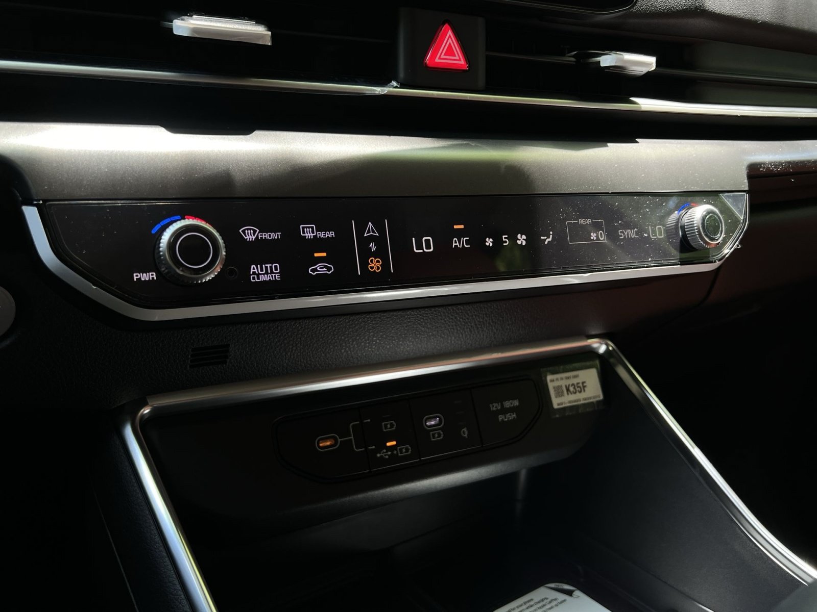 New 2026 Kia Carnival SX Prestige FWD image 25