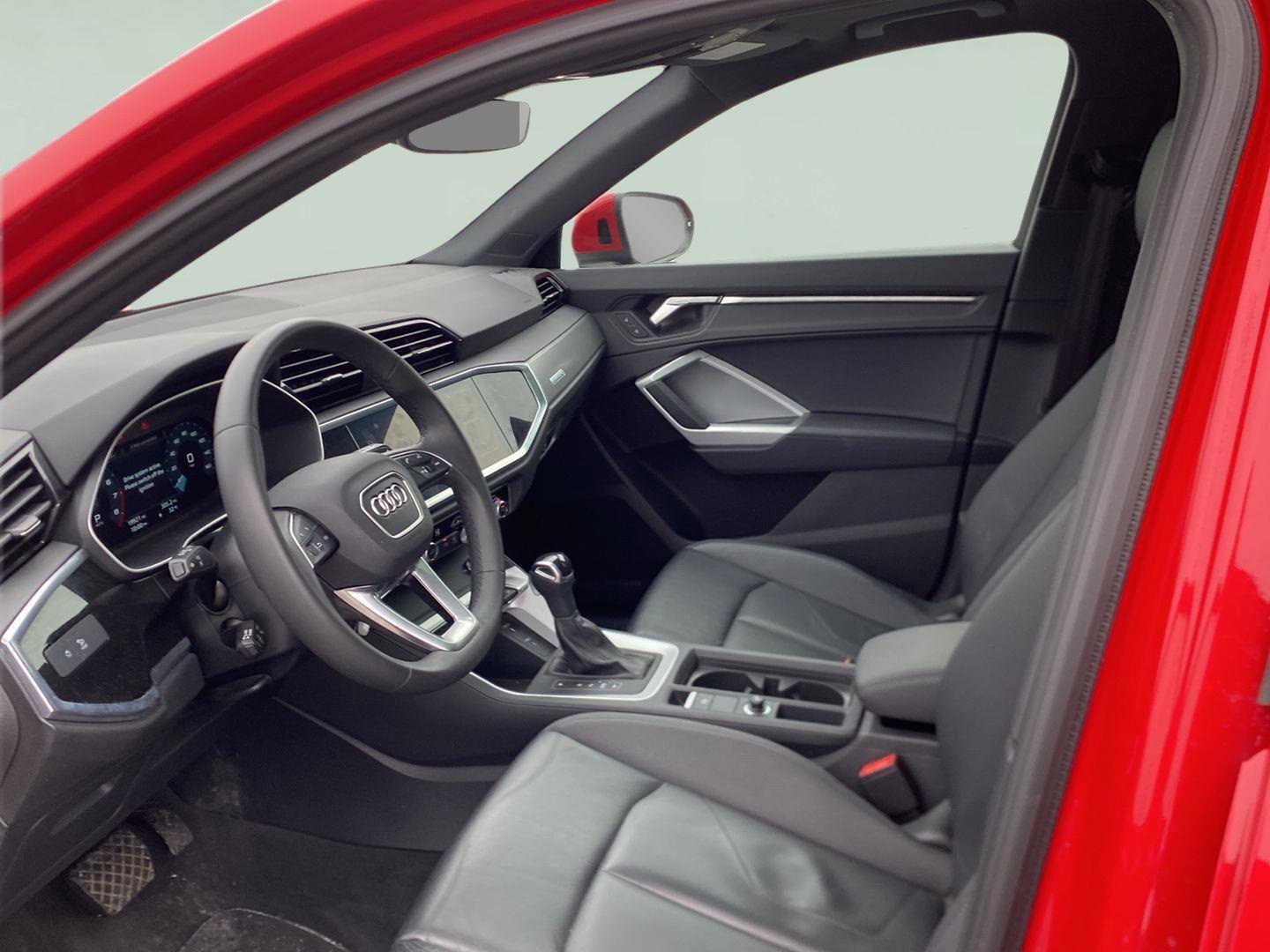 Used 2025 Audi Q3 2.0T Premium AWD/4WD image 16