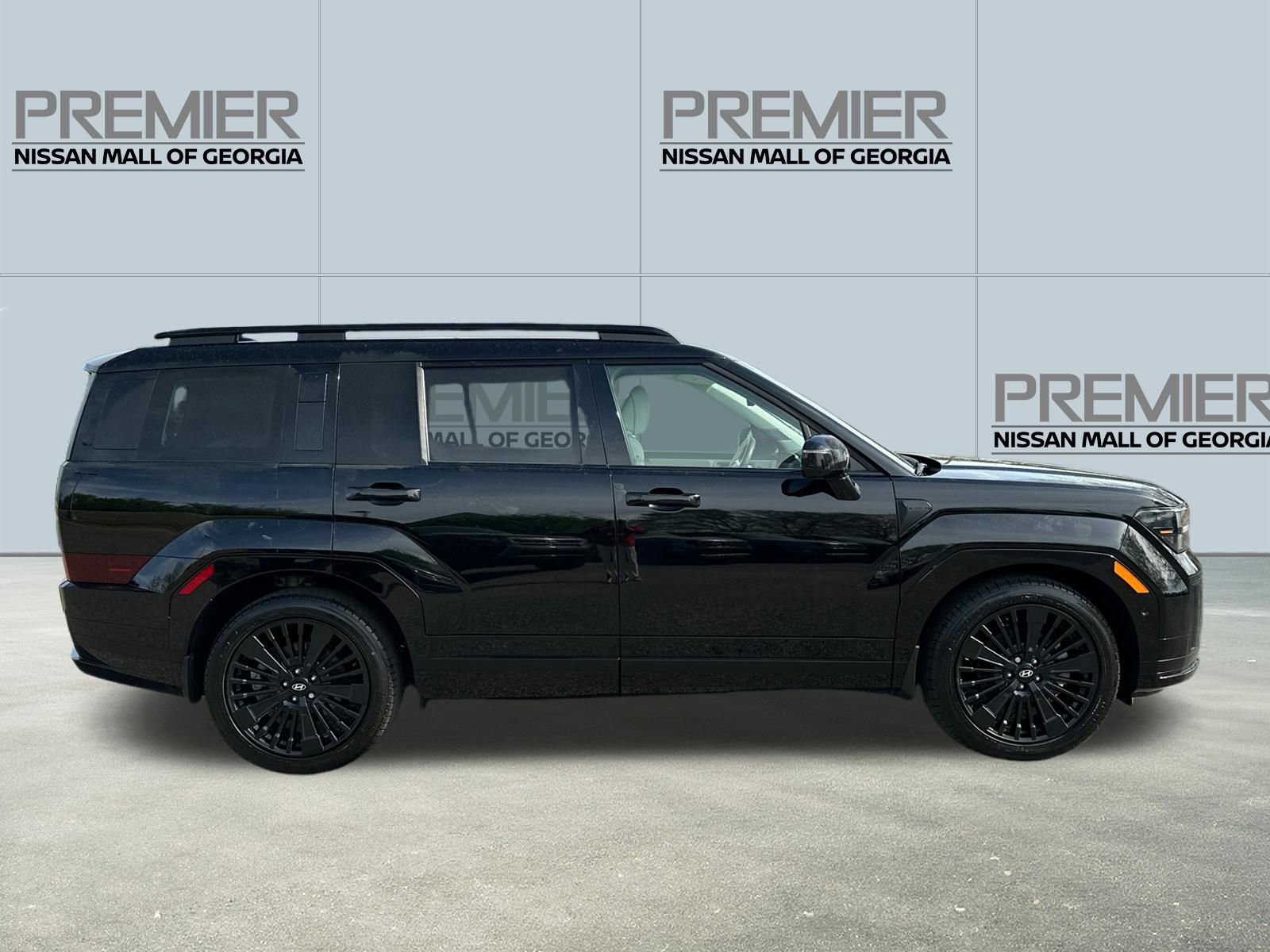 Used 2024 Hyundai Santa Fe Calligraphy image 4