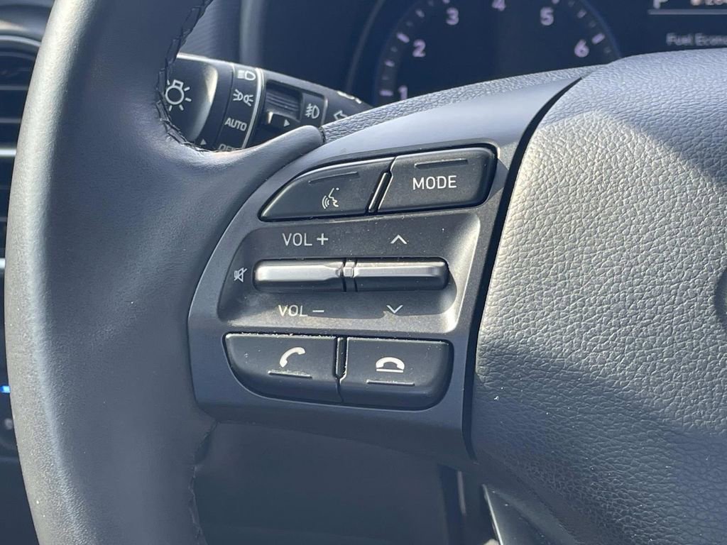 Used 2021 Hyundai Kona SEL Plus image 27