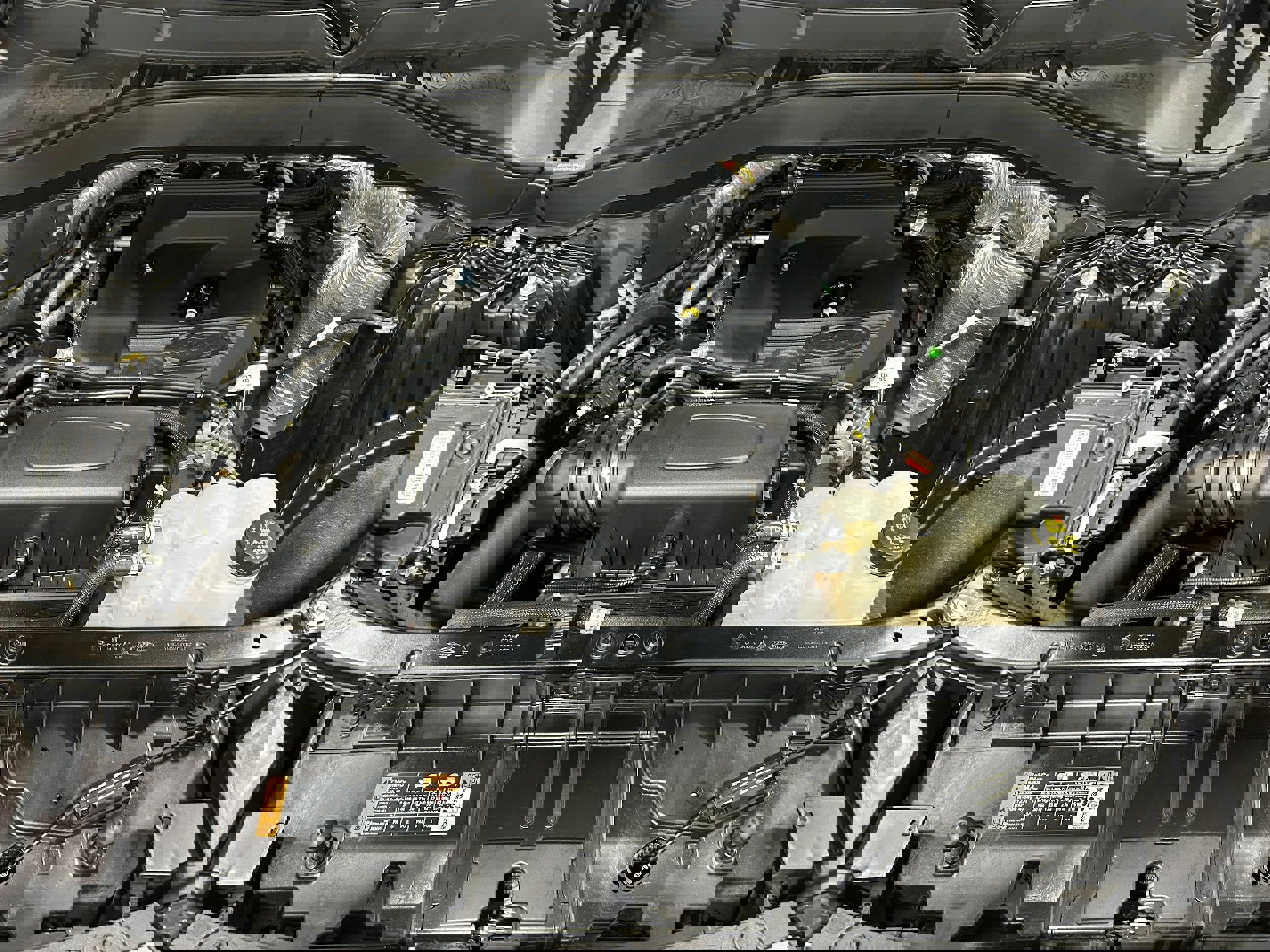 Used 2020 Ford Explorer XLT w/ Equipment Group 202A image 18