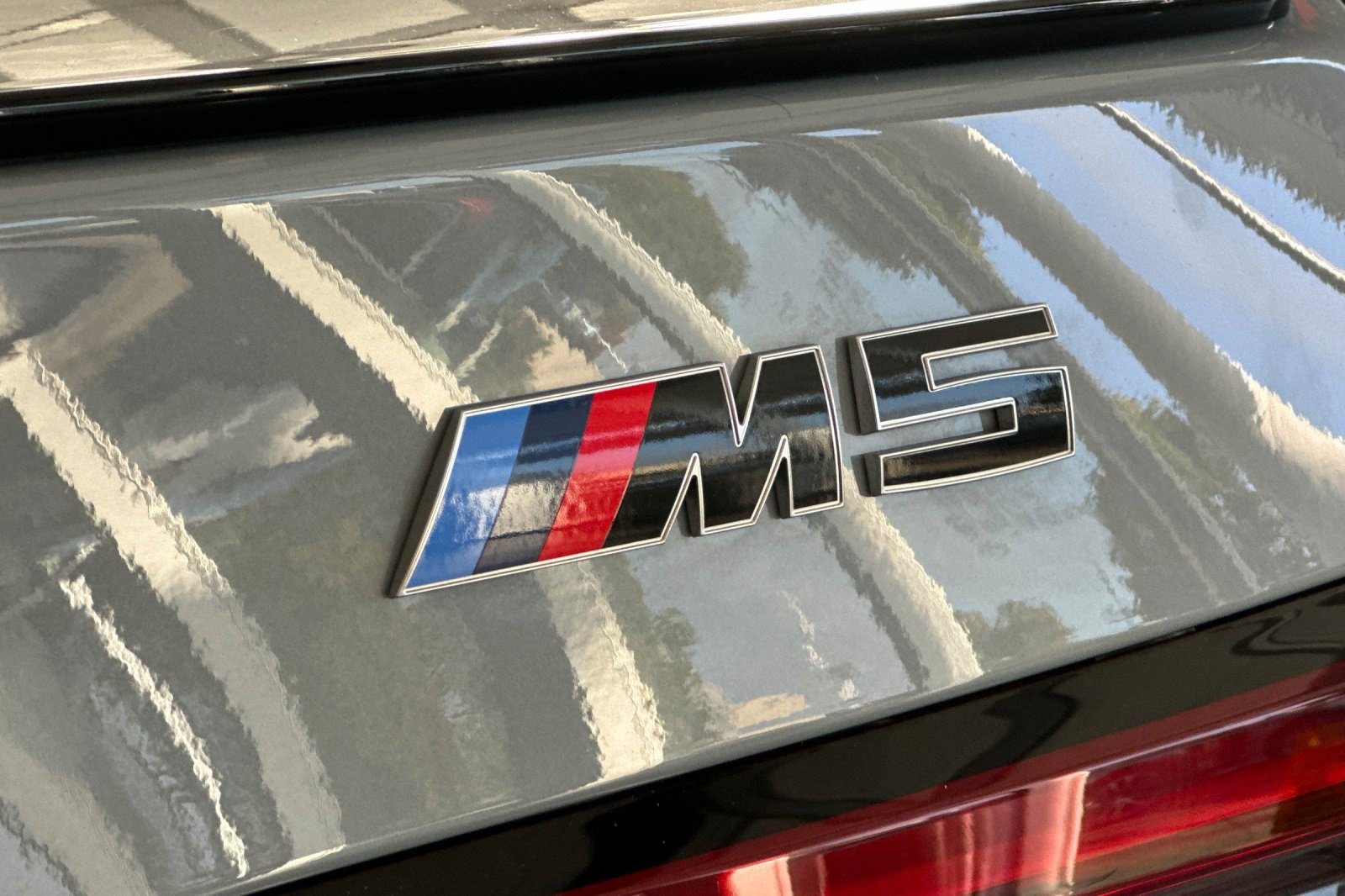 Used 2026 BMW M5 w/ Executive Package AWD/4WD image 21