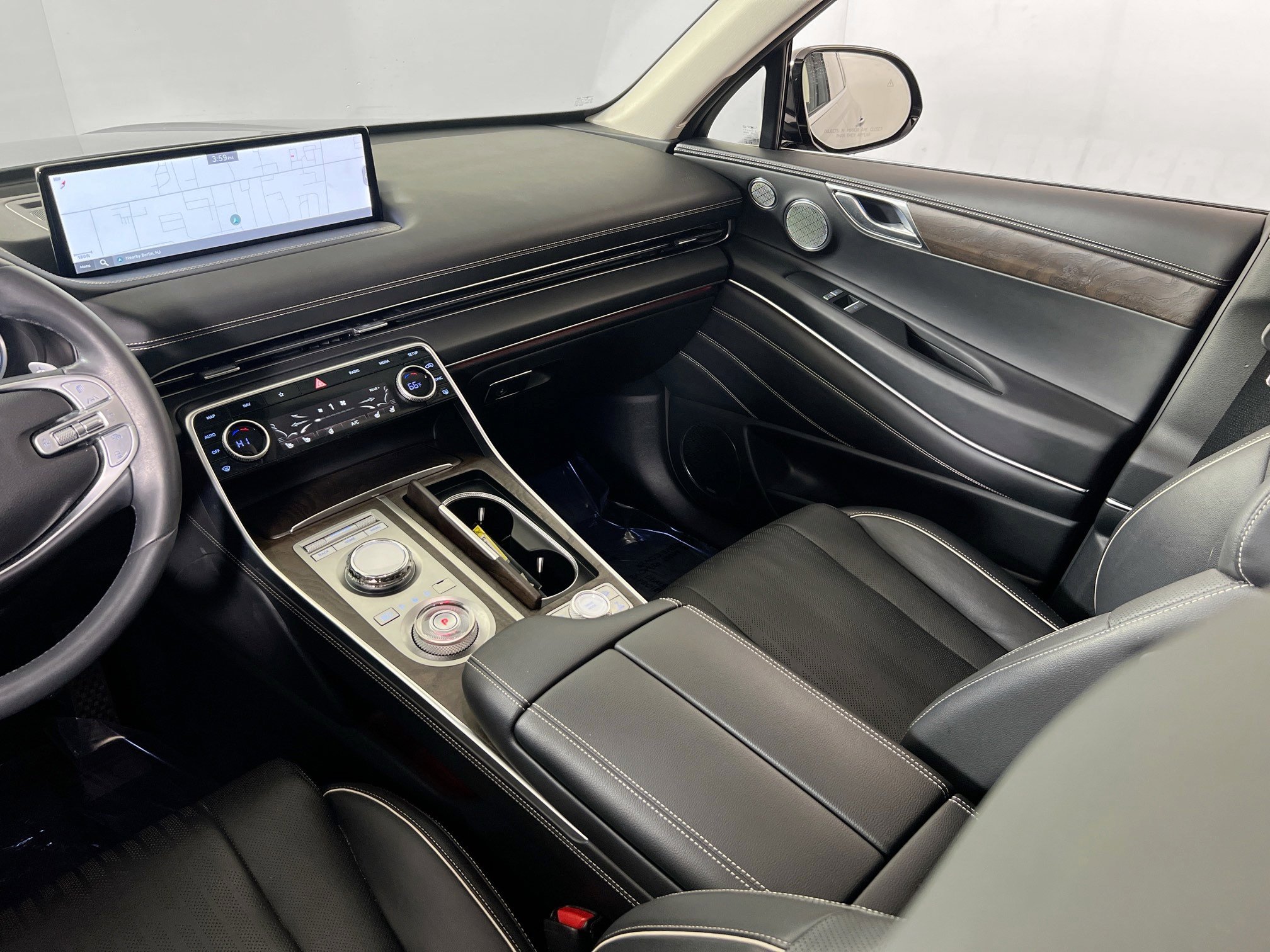 Used 2024 Genesis GV80 3.5T image 24