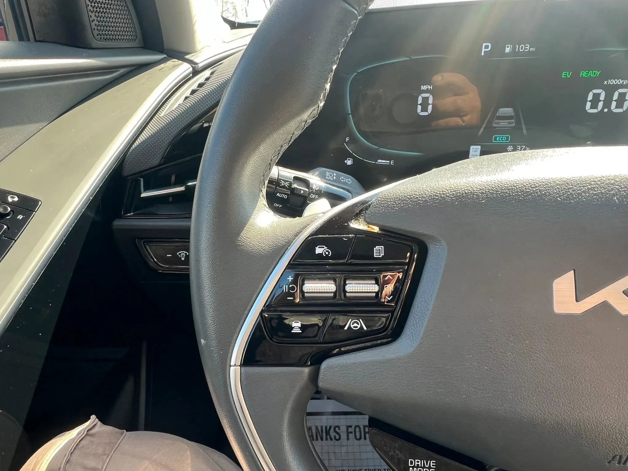 Used 2023 Kia Niro EX Touring FWD image 18