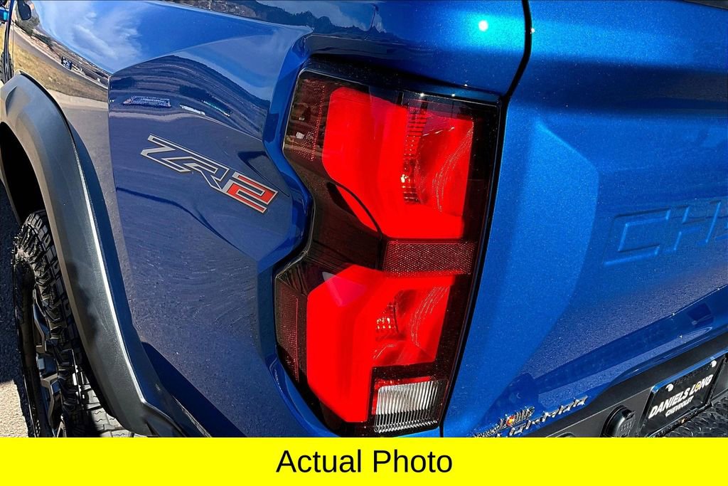 Used 2024 Chevrolet Colorado ZR2 w/ ZR2 Convenience Package III image 33