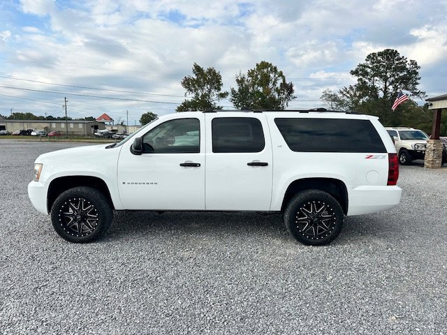 Used 2008 Chevrolet Suburban 2500 w/ Skid Plate Package