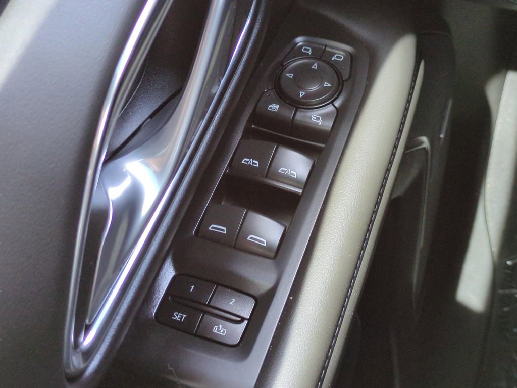 Used 2022 Chevrolet Tahoe LT w/ Luxury Package image 30