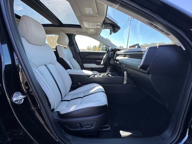 New 2026 MAZDA CX-50 AWD 2.5 S w/ Accent Package image 32