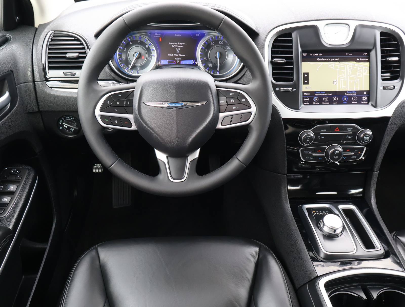 Used 2023 Chrysler 300 Touring L w/ Popular Equipment Group AWD/4WD image 9