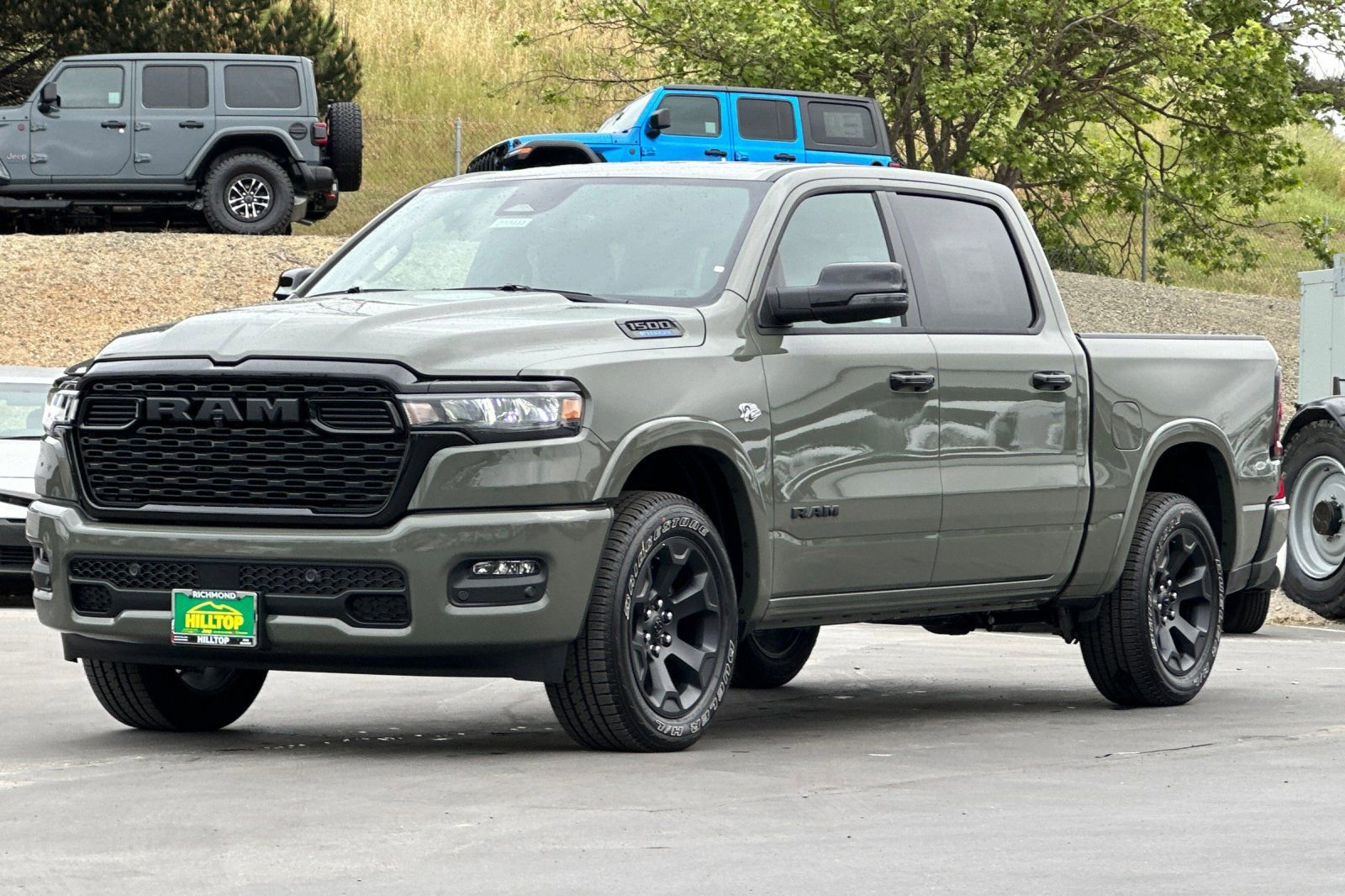 New 2026 RAM 1500 4x4 Crew Cab image 8