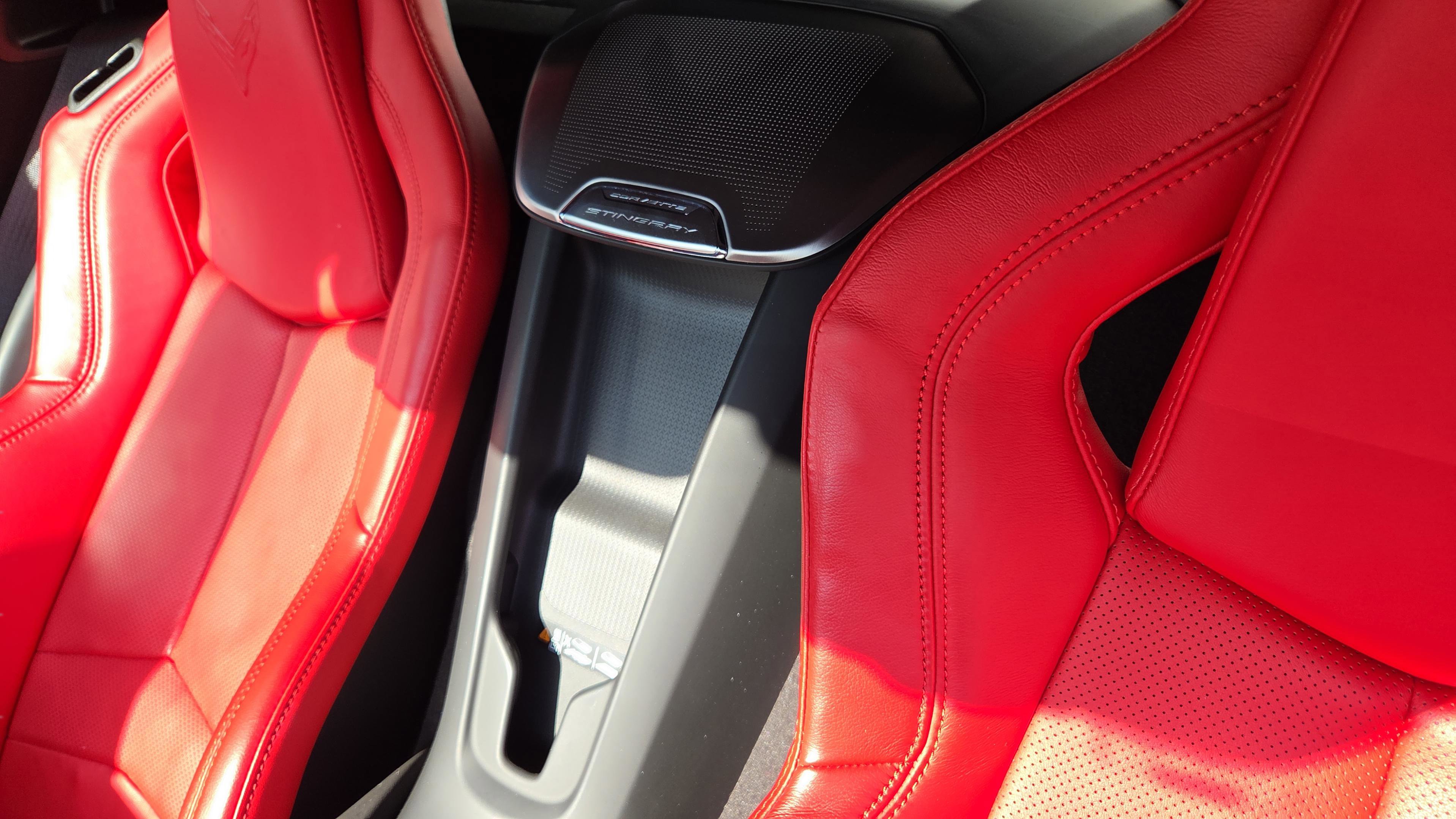 Used 2022 Chevrolet Corvette Stingray Preferred Cpe w/ Z51 Performance Package image 16