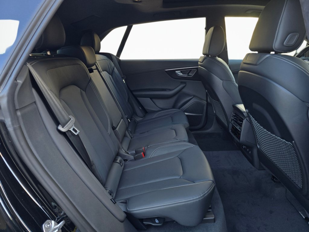 New 2027 Audi Q8 Prestige AWD/4WD image 23