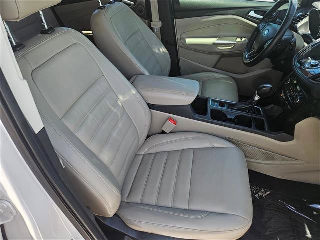 Used 2017 Ford Escape Titanium FWD image 22