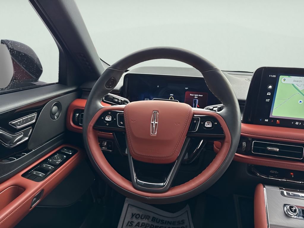 Used 2025 Lincoln Aviator Reserve w/ Jet Appearance Package image 15