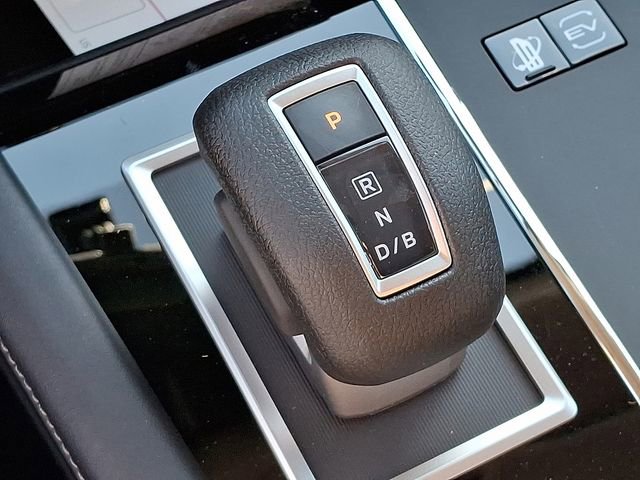 New 2025 Mitsubishi Outlander ES image 10