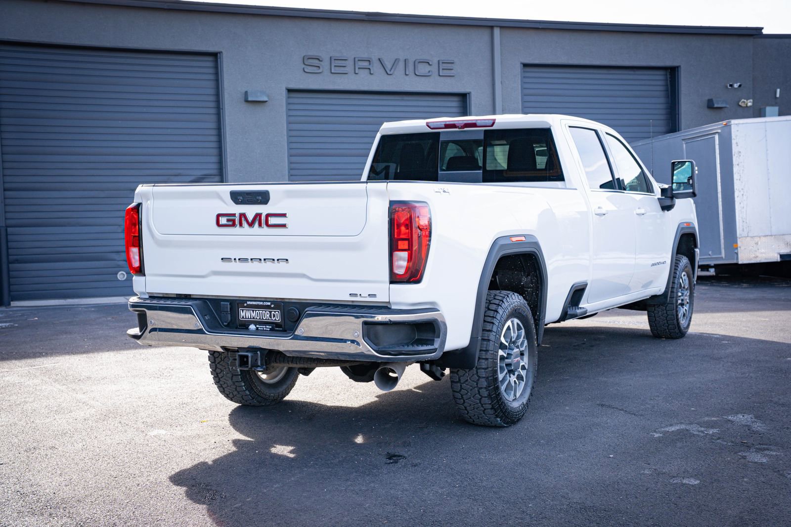 Used 2022 GMC Sierra 3500 SLE w/ SLE Convenience Package AWD/4WD image 7