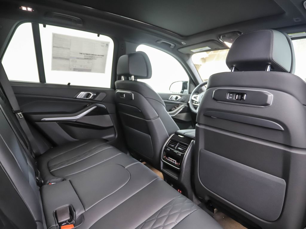 New 2026 BMW X5 M60i image 25