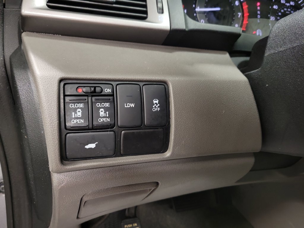Used 2016 Honda Odyssey EX-L image 27