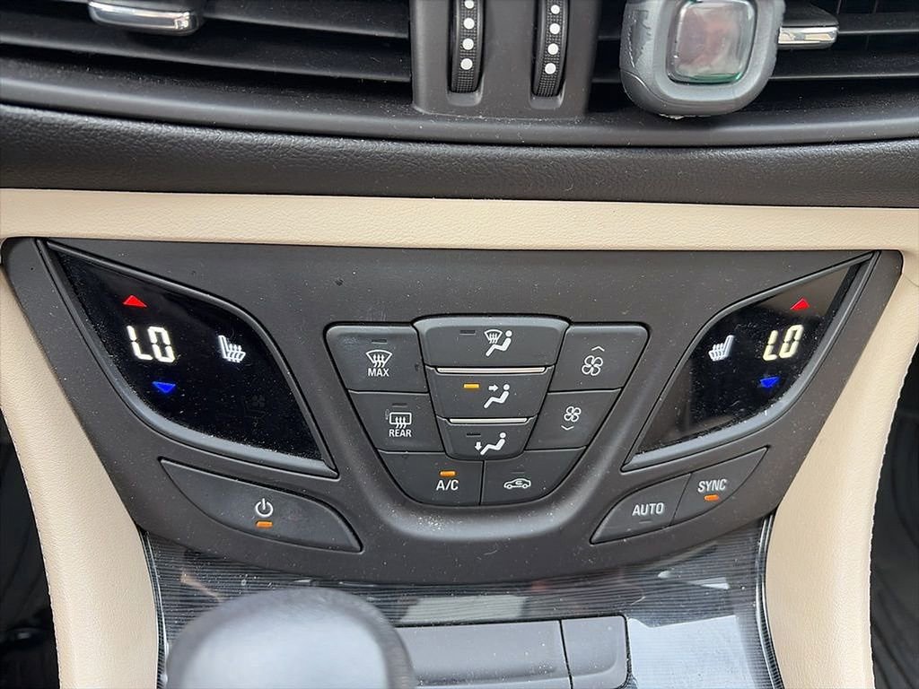 Used 2017 Buick Envision Premium image 11