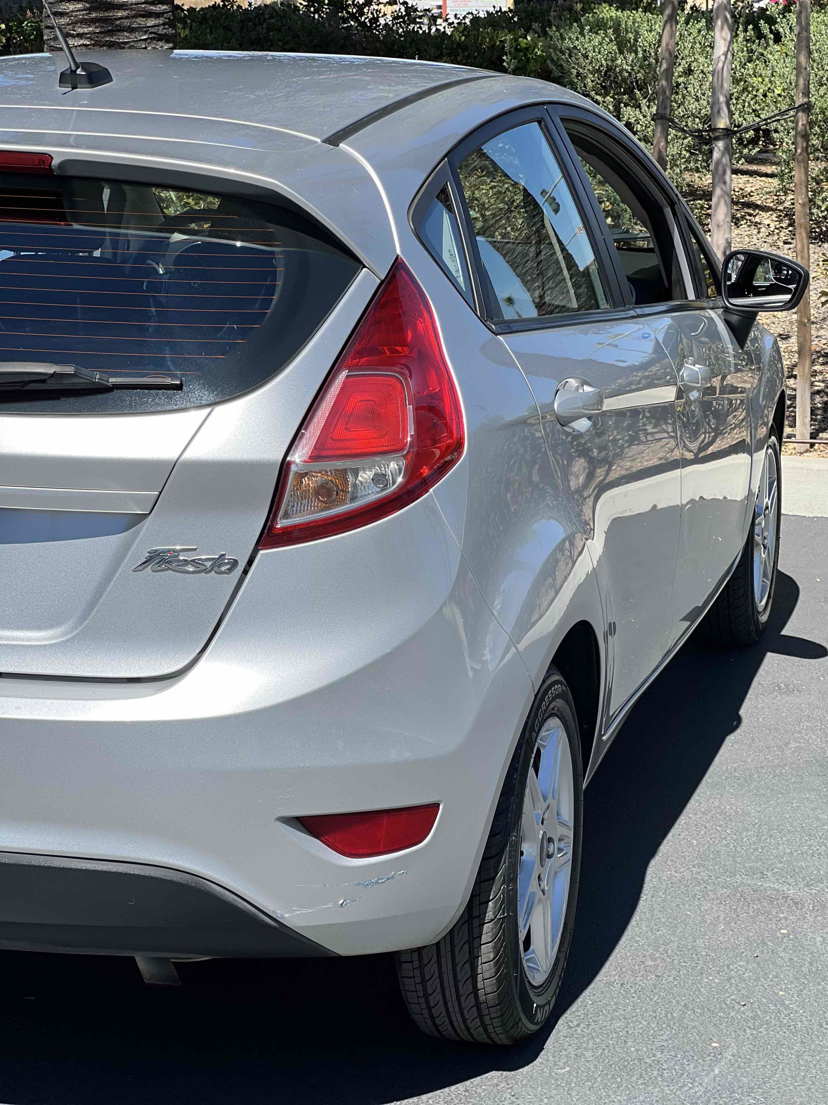 Used 2019 Ford Fiesta SE image 47