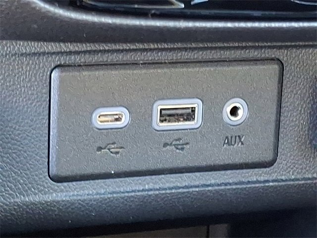 Used 2021 Buick Encore GX Select w/ Sport Touring Package image 25