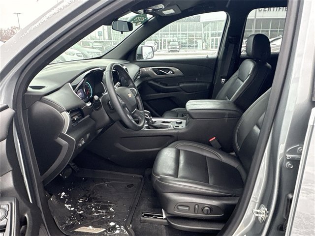 Certified 2023 Chevrolet Traverse LT w/ LPO, Floor Liner Package image 18