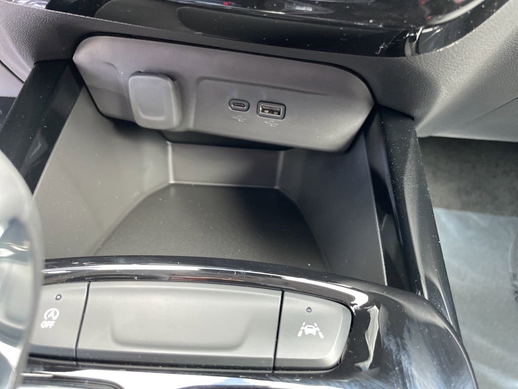 New 2026 Chevrolet Trax LT w/ Driver Confidence Package FWD image 19