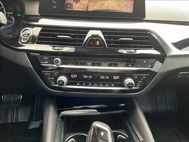 Used 2018 BMW 540i w/ M Sport Package RWD image 20