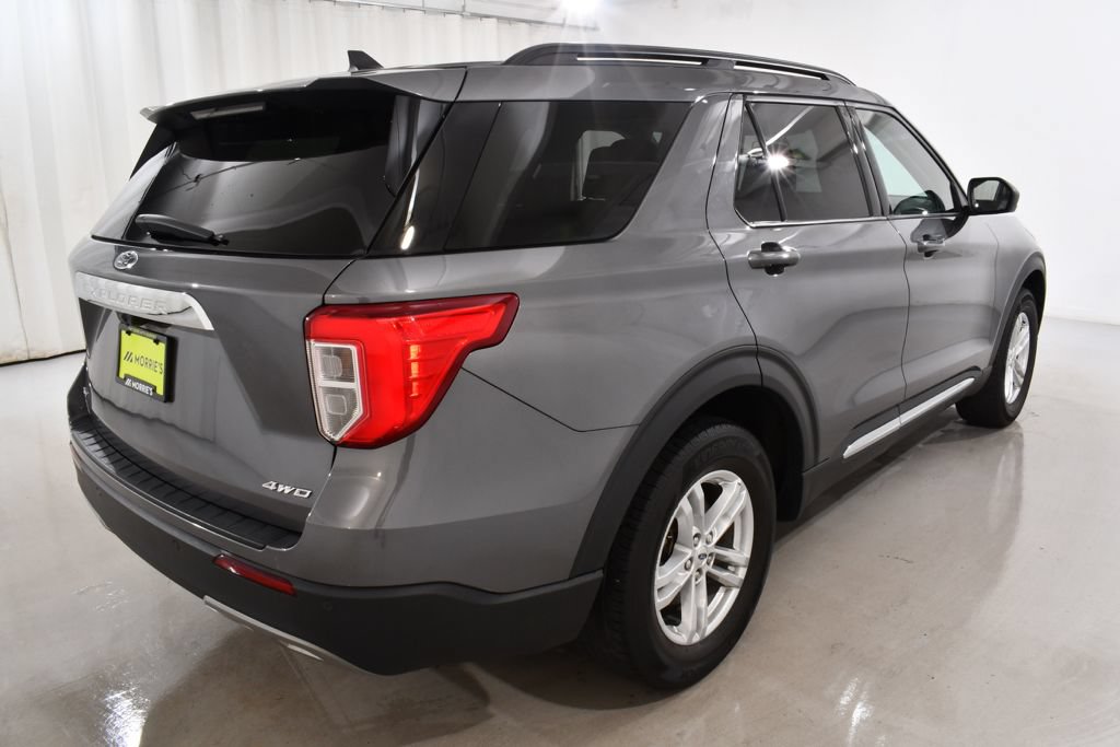 Used 2022 Ford Explorer XLT w/ Equipment Group 202A AWD/4WD image 11