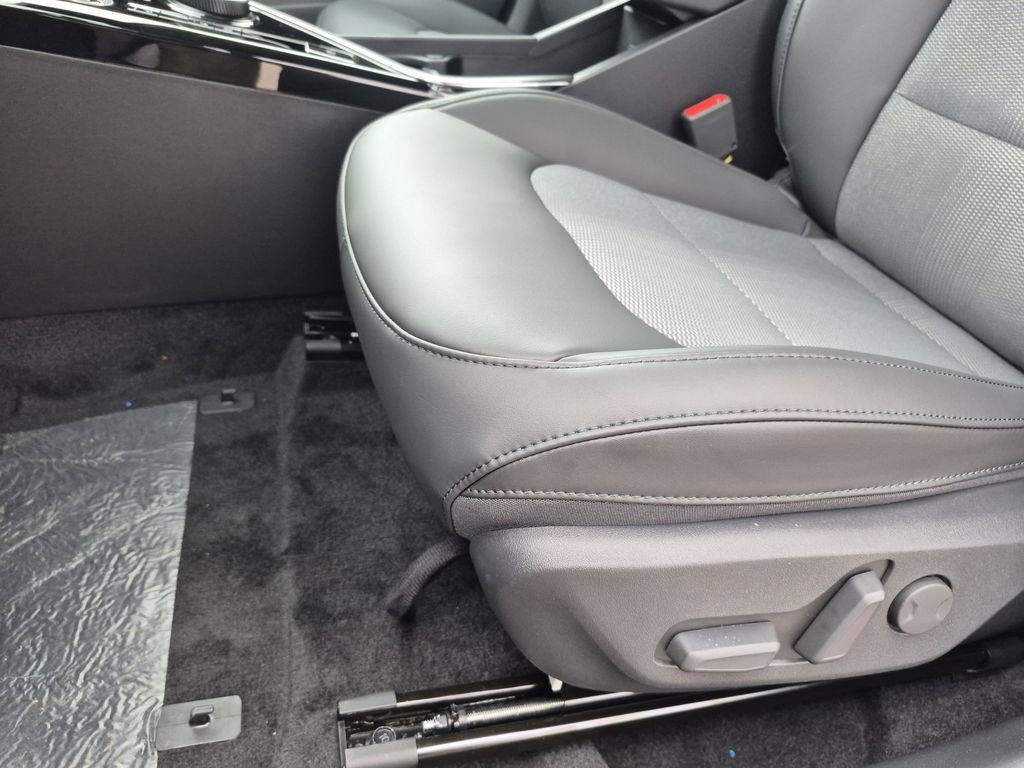 New 2026 Kia Niro Wind FWD image 11
