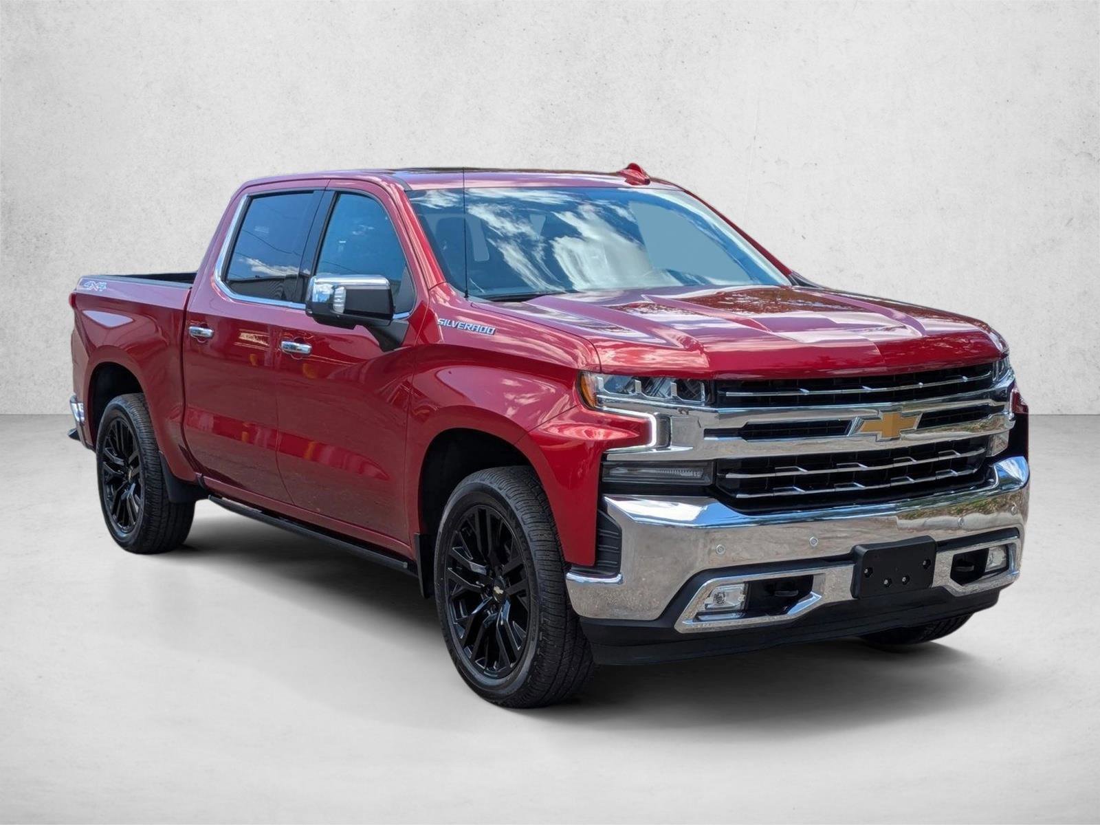 Used 2021 Chevrolet Silverado 1500 LTZ AWD/4WD image 3
