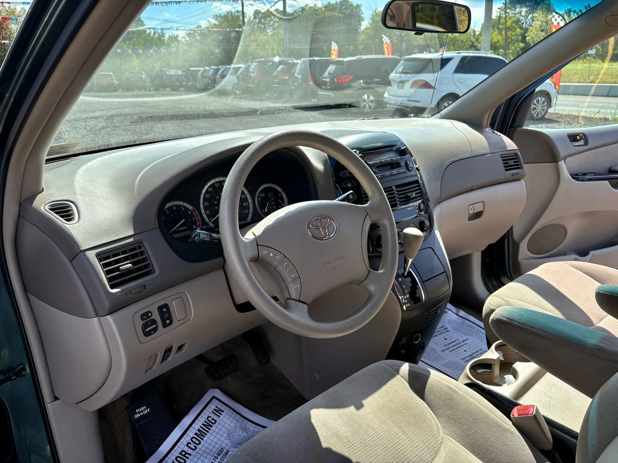 Used 2005 Toyota Sienna LE image 13