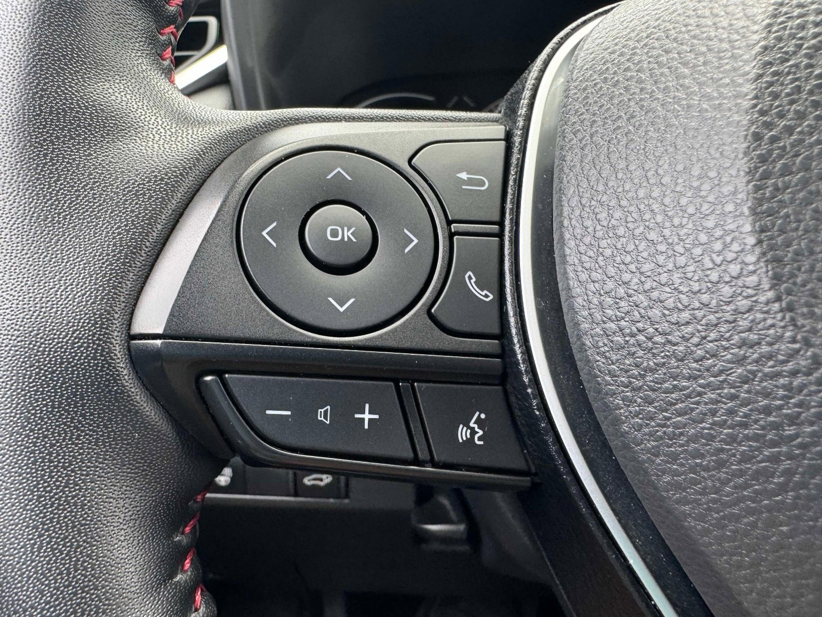 Certified 2024 Toyota RAV4 SE w/ Weather & Moonroof Package image 33