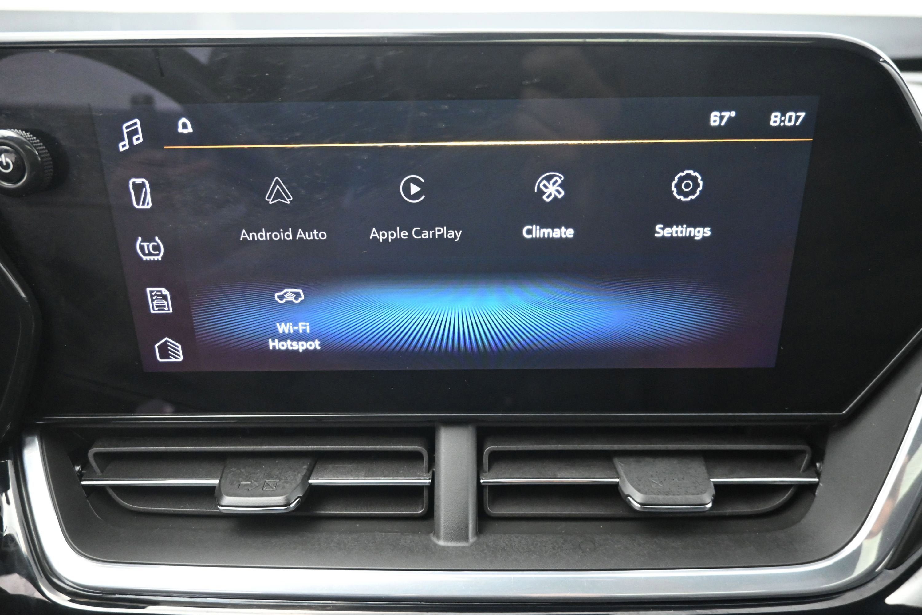Used 2024 Chevrolet Trax RS w/ Sunroof Package FWD image 15