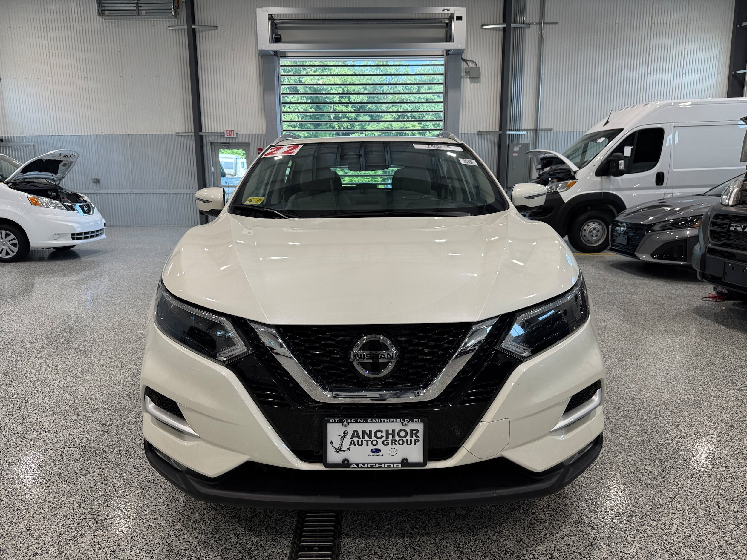 Used 2022 Nissan Rogue Sport SL w/ Premium Package AWD/4WD image 2