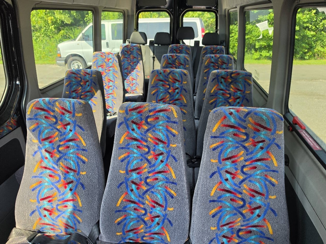 Used 2015 Freightliner Sprinter 2500 RWD image 8
