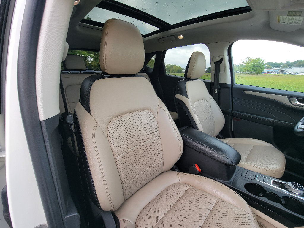 Used 2022 Ford Escape SEL FWD image 33