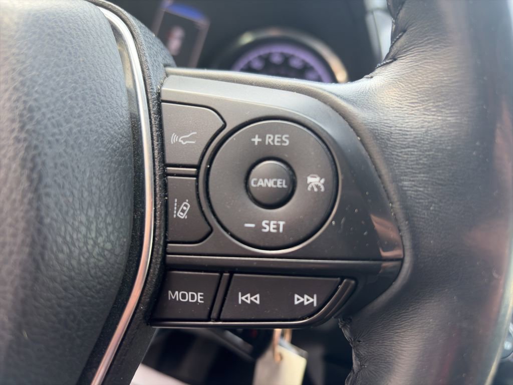Used 2020 Toyota Camry SE image 22