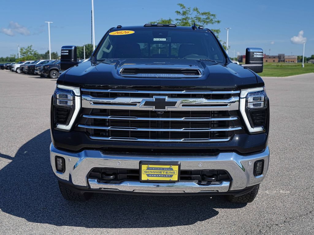 Used 2026 Chevrolet Silverado 3500 LTZ w/ LTZ Plus Package AWD/4WD image 2