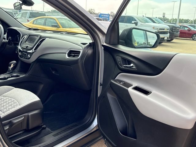 Used 2024 Chevrolet Equinox LS w/ LS Convenience Package FWD image 38