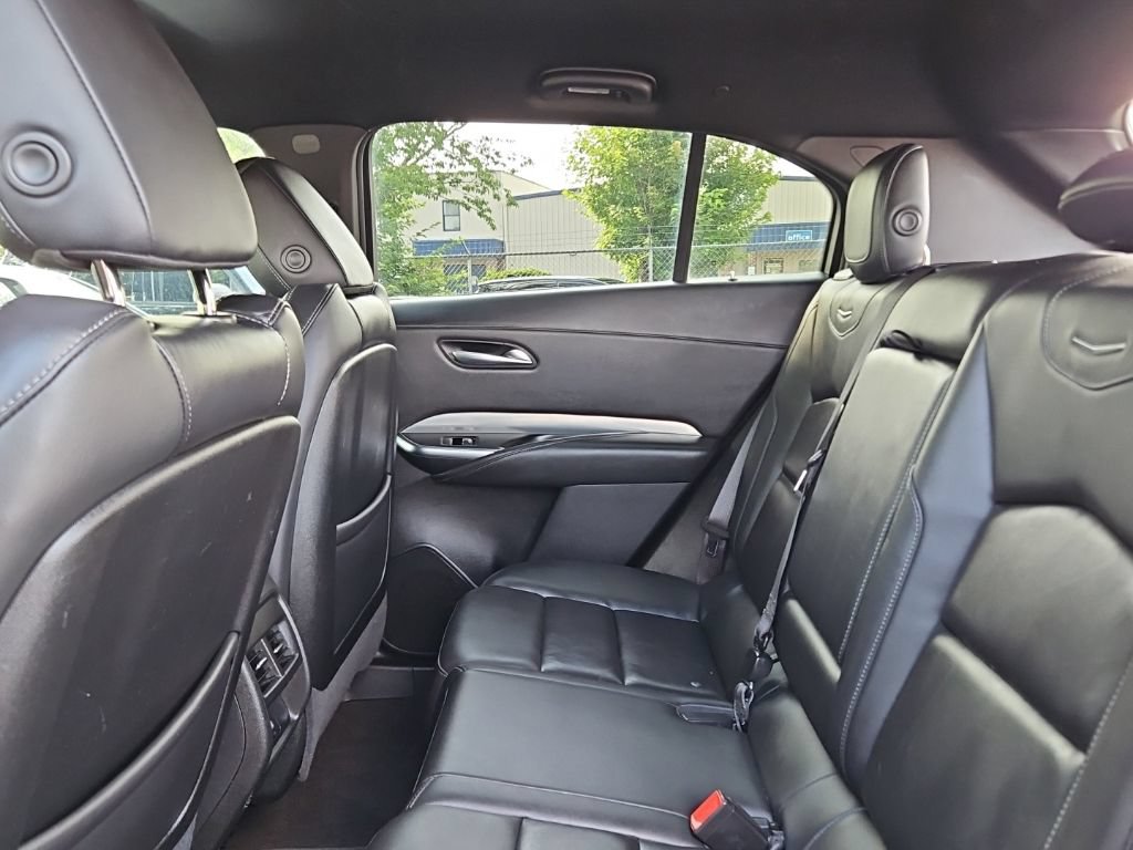 Used 2022 Cadillac XT4 Premium Luxury w/ Safety Alert Package FWD image 30