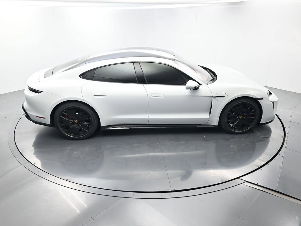 Certified 2022 Porsche Taycan GTS image 38